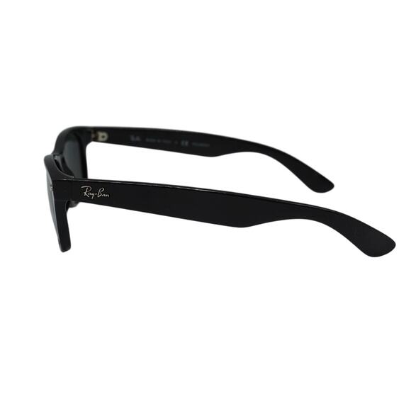 Ray-Ban New Wayfarer Classic Polarized Sunglasses Black RB2132 901/58 - Picture 2 of 7